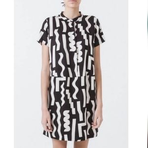 Dusen Dusen Black White Patterned Dress EUC